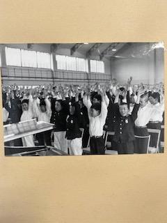 懐かしの旧体育館落成記念写真